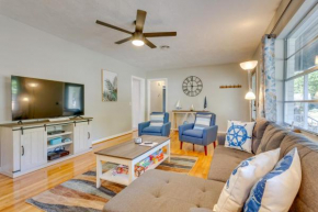 Stylish Pensacola Retreat with Patio and Grill!